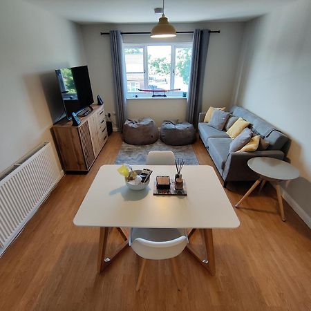Joshua Court Single Room Stoke-on-Trent 외부 사진